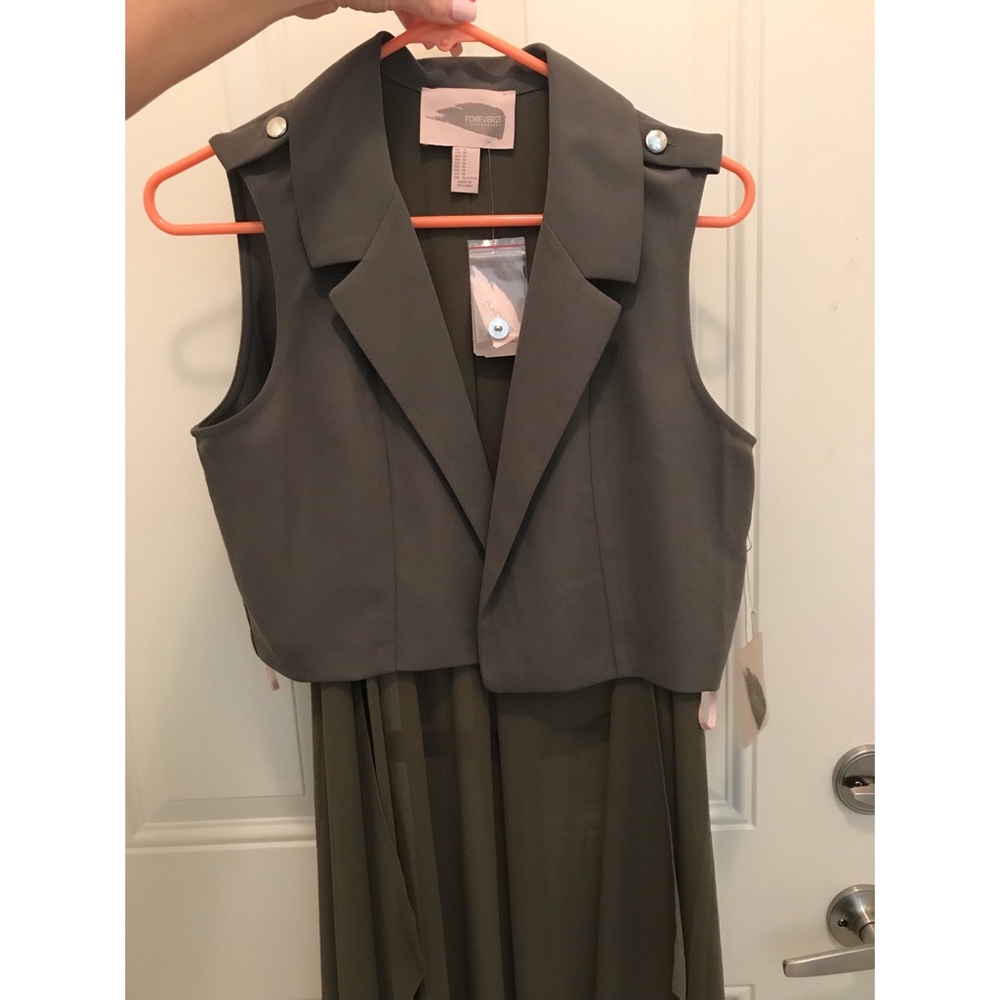 Olive flowy vest
